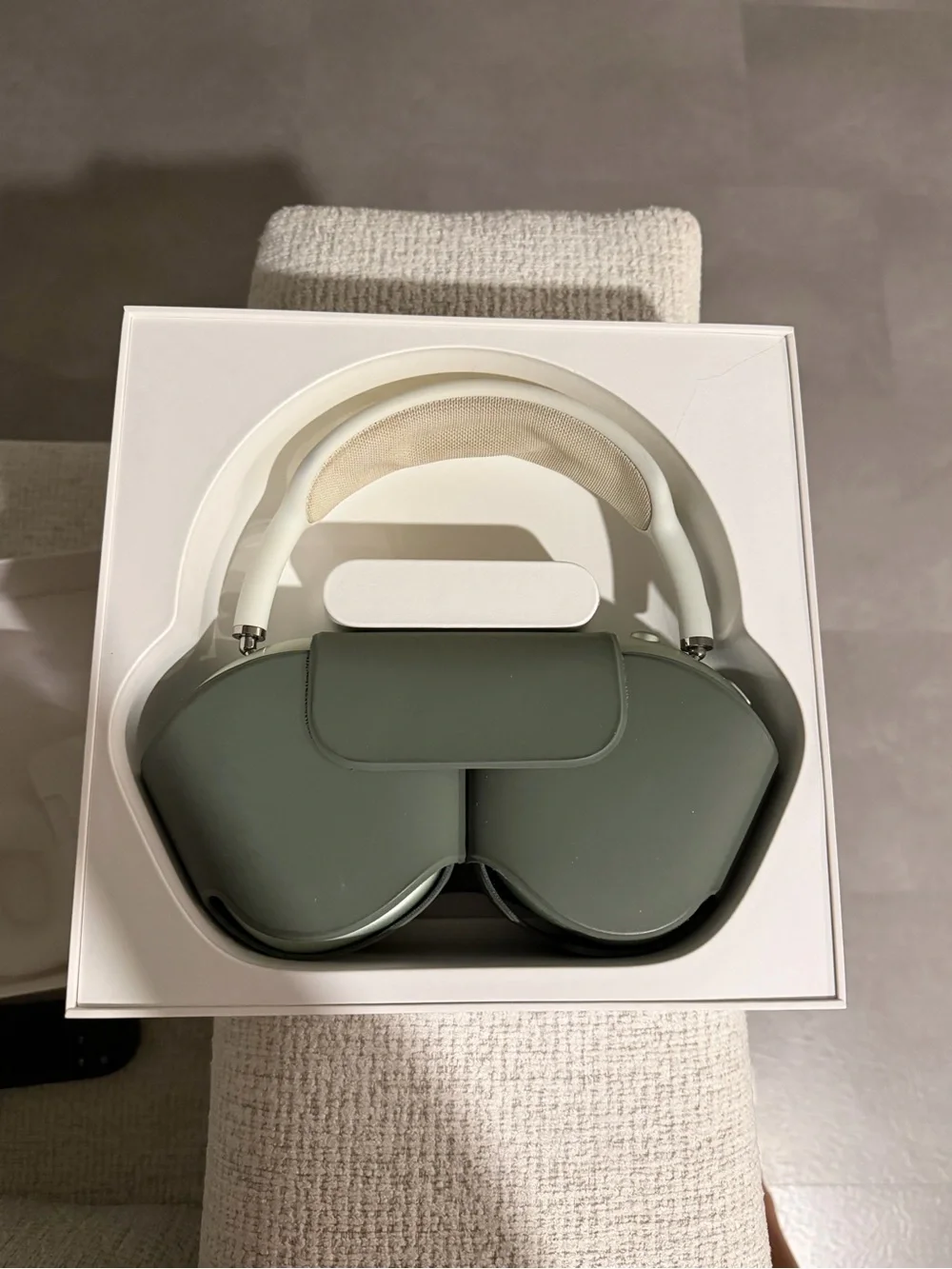 Apple Over-Ear Headphones in Light Green